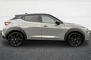 Used 2024 Nissan Juke N-Sport Ceramic Grey/ Pearl Black - Interior and Exterior details 2