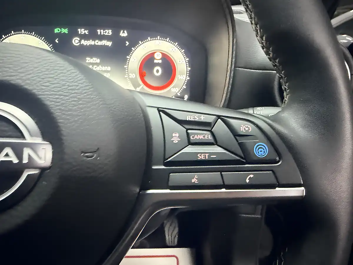 Used 2024 Nissan Juke Tekna Black - Interior and Exterior details 17
