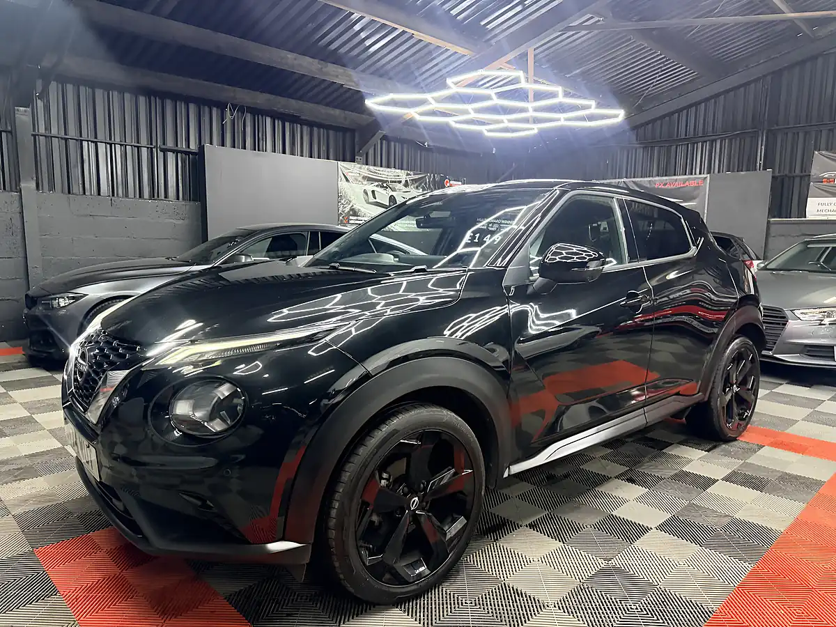 Used 2024 Nissan Juke Tekna Black - Interior and Exterior details 8