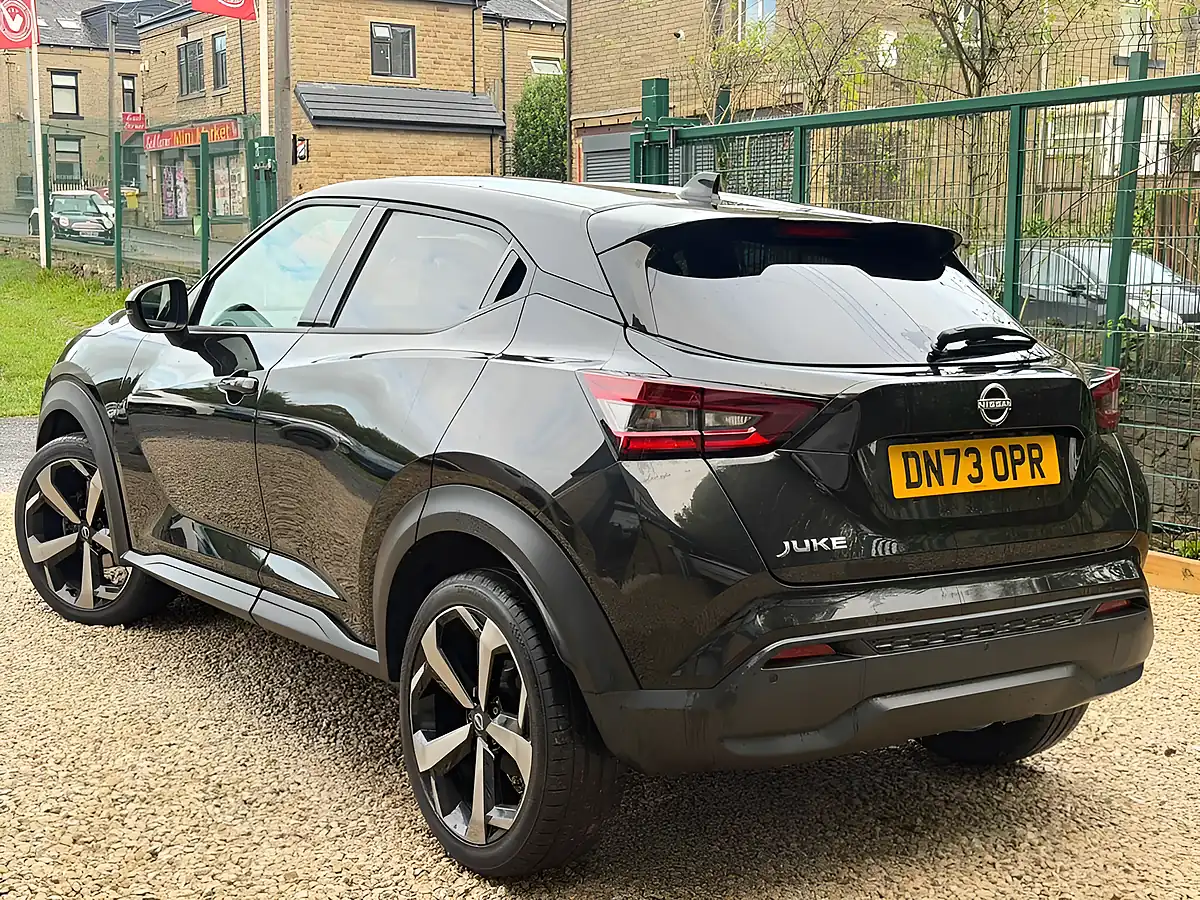 Used 2024 Nissan Juke Tekna Black - Interior and Exterior details 7