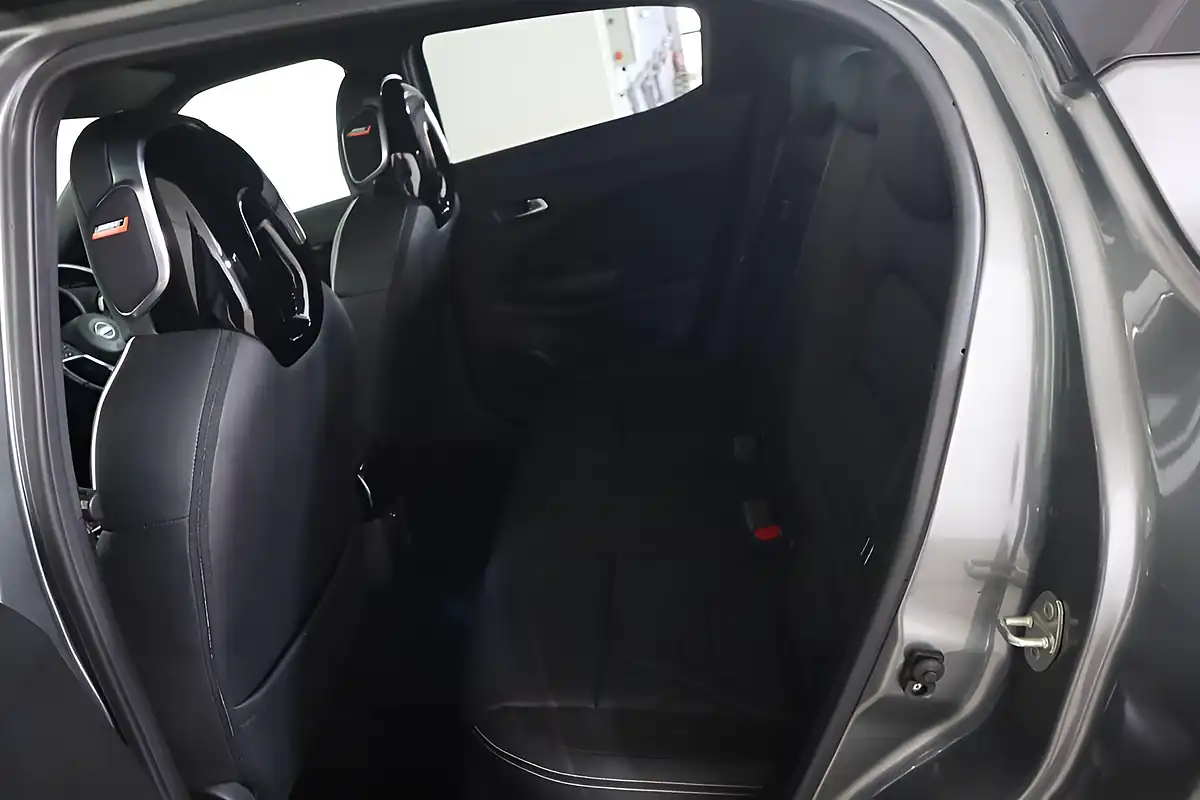 Used 2024 Nissan Juke Tekna+ Grey - Interior and Exterior details 12