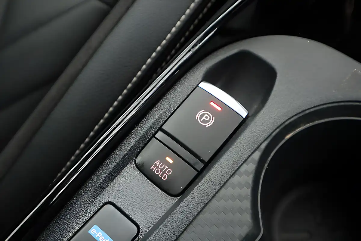 Used 2024 Nissan Juke Tekna+ Grey - Interior and Exterior details 18