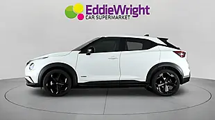 Used 2024 Nissan Juke Tekna White - Interior and Exterior details 4
