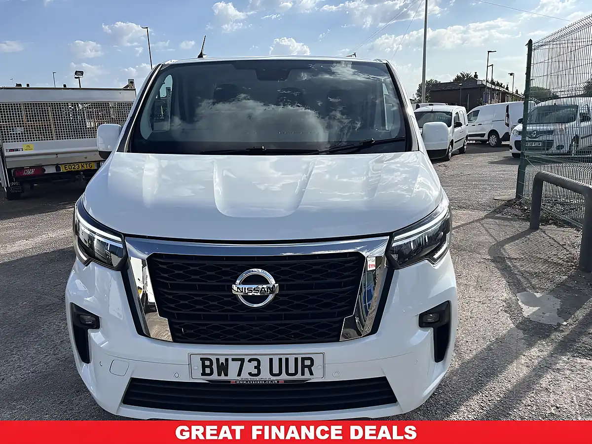 Used 2024 Nissan Primastar Tekna White - Interior and Exterior details 2