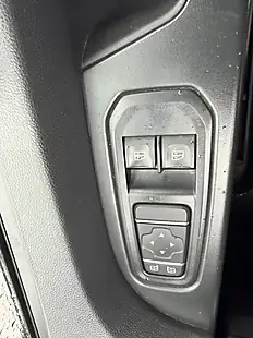 Used 2024 Nissan Primastar Visia White - Interior and Exterior details 17