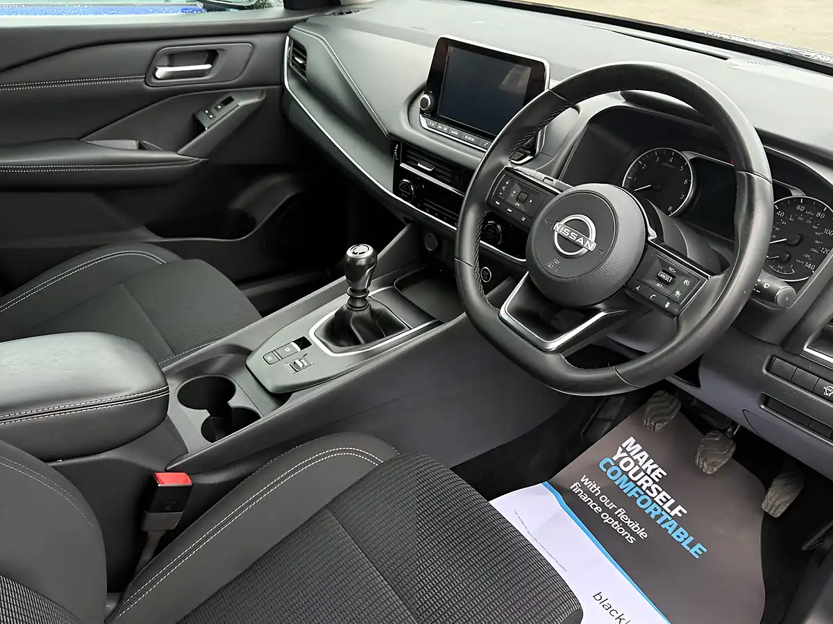Used 2024 Nissan Qashqai Acenta Premium Black - Interior and Exterior details 12