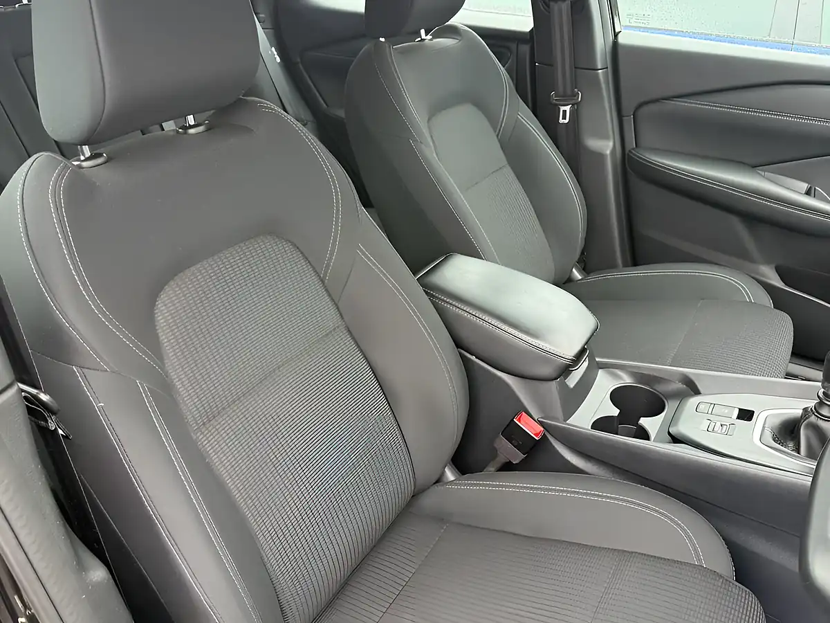 Used 2024 Nissan Qashqai Acenta Premium Black - Interior and Exterior details 13