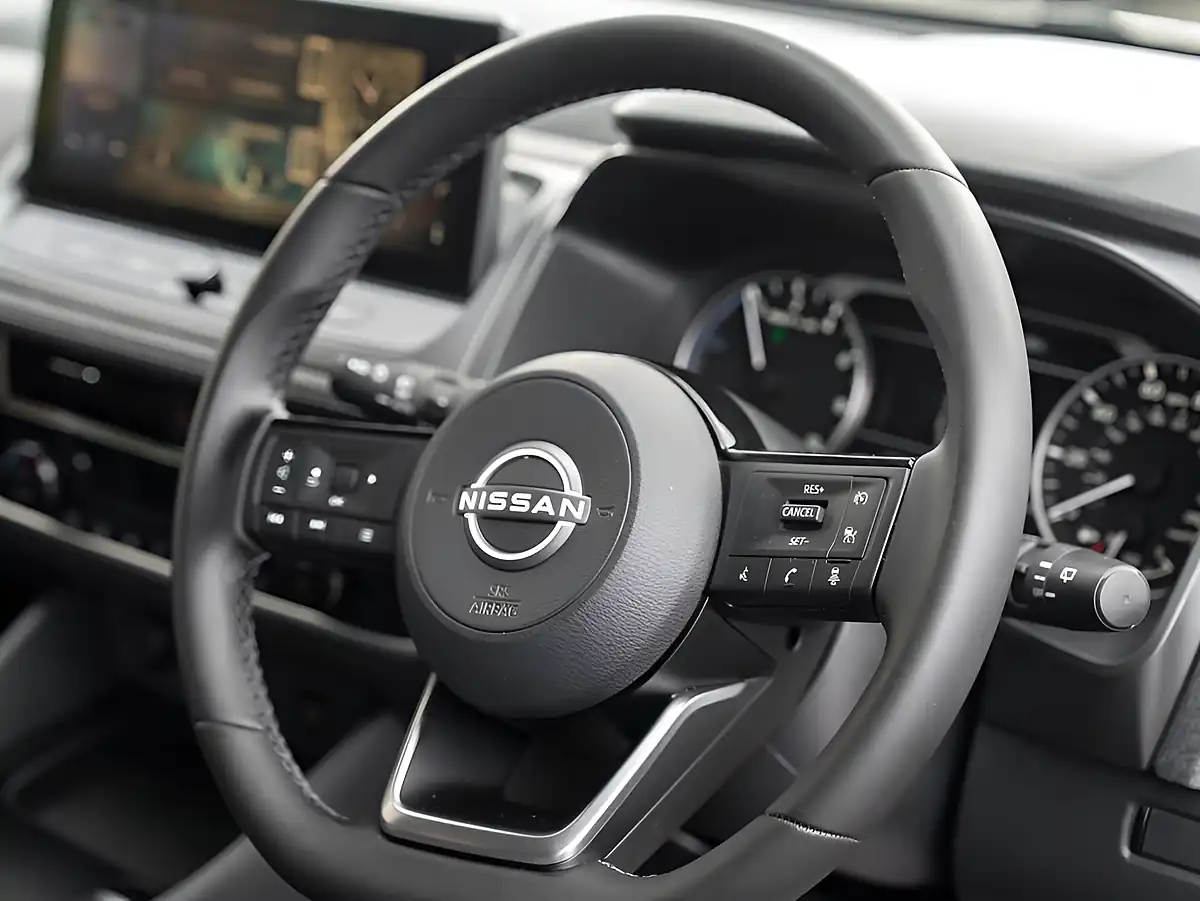 Used 2024 Nissan Qashqai Acenta Premium Black - Interior and Exterior details 18