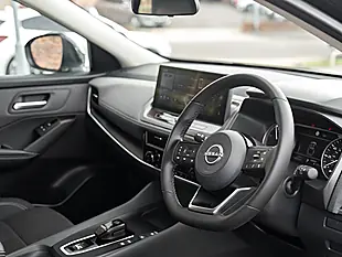 Used 2024 Nissan Qashqai Acenta Premium Black - Interior and Exterior details 8