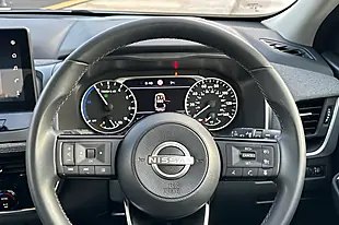 Used 2024 Nissan Qashqai Acenta Premium Ceramic Grey - Interior and Exterior details 10