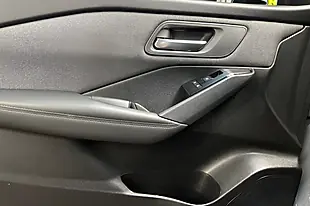 Used 2024 Nissan Qashqai Acenta Premium Ceramic Grey - Interior and Exterior details 13
