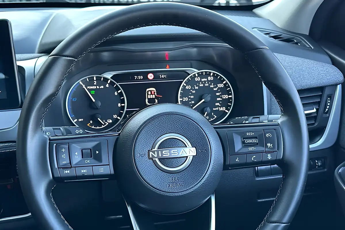 Used 2024 Nissan Qashqai Acenta Premium Gun Metal - Interior and Exterior details 10