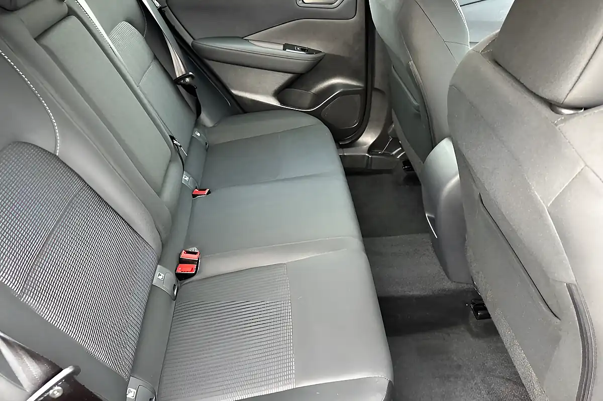 Used 2024 Nissan Qashqai Acenta Premium Gun Metal - Interior and Exterior details 16