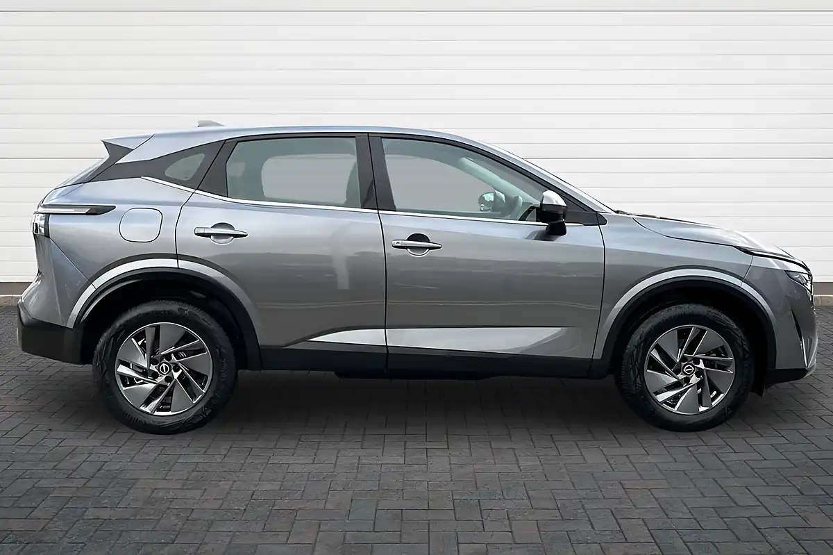Used 2024 Nissan Qashqai Acenta Premium Gun Metal - Interior and Exterior details 2