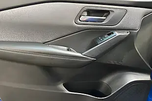 Used 2024 Nissan Qashqai Acenta Premium Magnetic Blue - Interior and Exterior details 13
