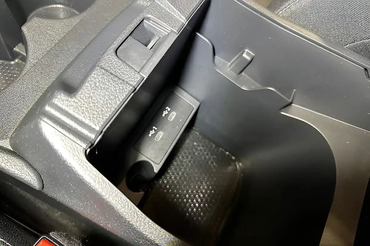 Used 2024 Nissan Qashqai Acenta Premium Magnetic Blue - Interior and Exterior details 14