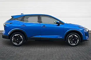 Used 2024 Nissan Qashqai Acenta Premium Magnetic Blue - Interior and Exterior details 2