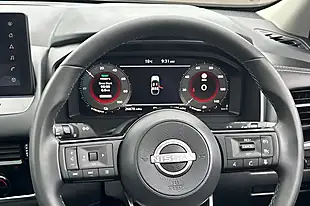 Used 2024 Nissan Qashqai N-Connecta Grey - Interior and Exterior details 13