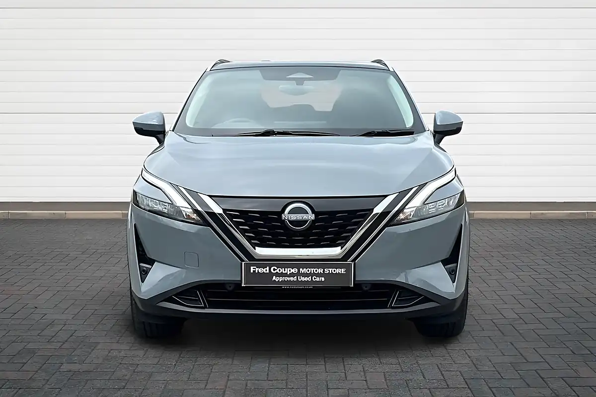 Used 2024 Nissan Qashqai N-Connecta Grey - Interior and Exterior details 8