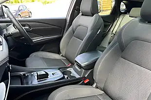 Used 2024 Nissan Qashqai N-Connecta Grey - Interior and Exterior details 11