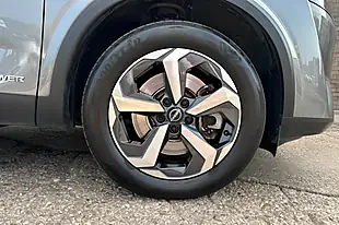 Used 2024 Nissan Qashqai N-Connecta Grey - Interior and Exterior details 9