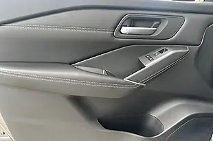 Used 2024 Nissan Qashqai N-Connecta Gun Metal - Interior and Exterior details 13