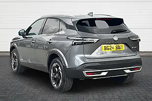 Used 2024 Nissan Qashqai N-Connecta Gun Metal - Interior and Exterior details 5