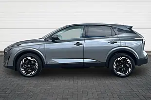 Used 2024 Nissan Qashqai N-Connecta Gun Metal - Interior and Exterior details 6