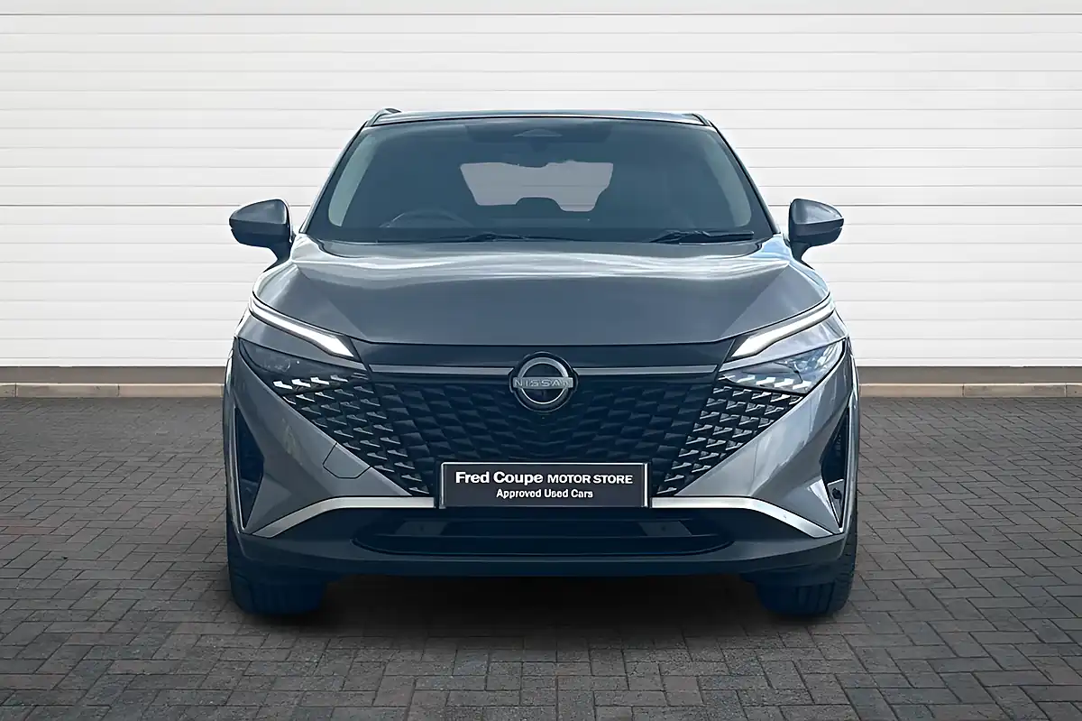 Used 2024 Nissan Qashqai N-Connecta Gun Metal - Interior and Exterior details 8