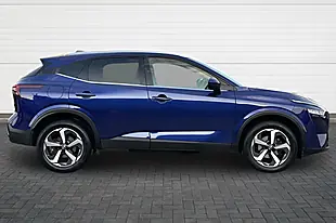 Used 2024 Nissan Qashqai N-Connecta Ink Blue - Interior and Exterior details 2