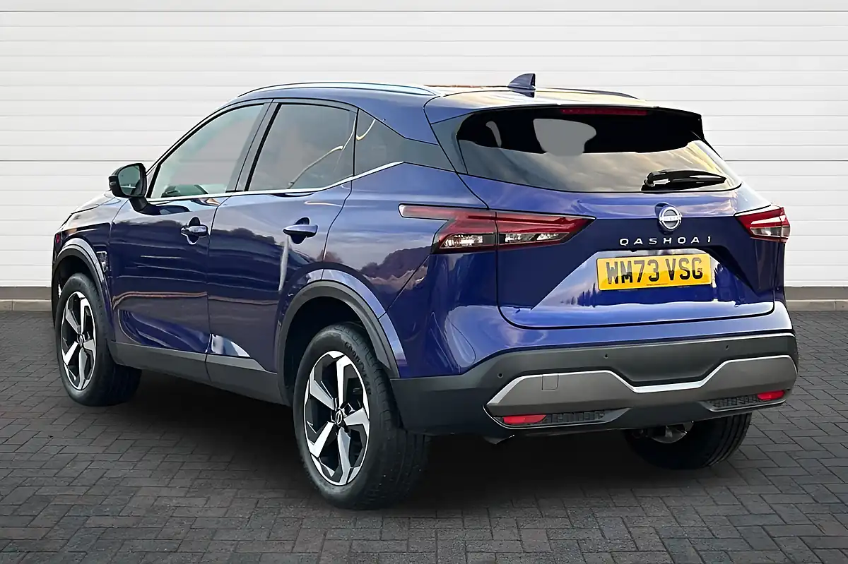 Used 2024 Nissan Qashqai N-Connecta Ink Blue - Interior and Exterior details 5