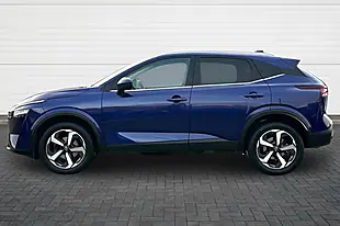 Used 2024 Nissan Qashqai N-Connecta Ink Blue - Interior and Exterior details 6