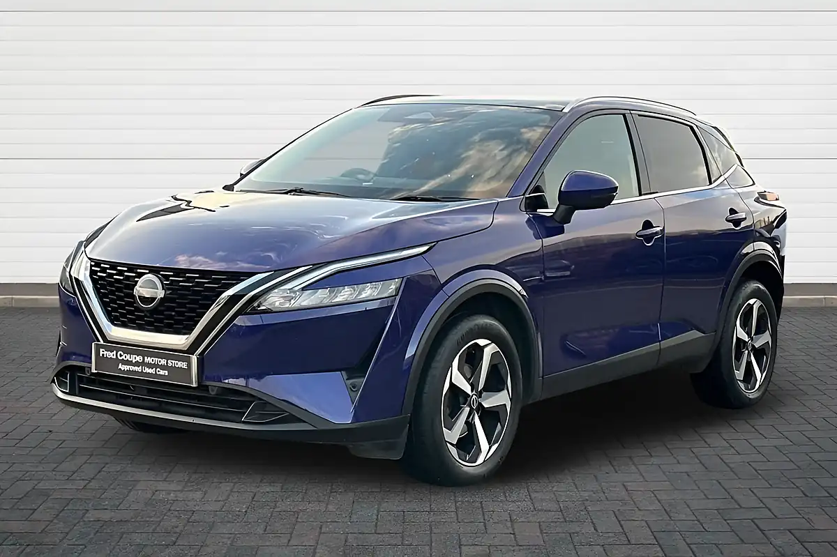 Used 2024 Nissan Qashqai N-Connecta Ink Blue - Interior and Exterior details 7