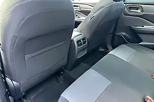 Used 2024 Nissan Qashqai N-Connecta Magnetic Blue - Interior and Exterior details 15