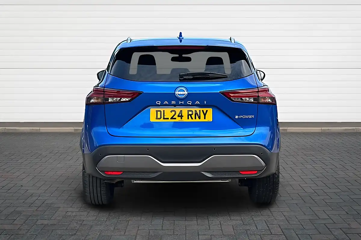 Used 2024 Nissan Qashqai N-Connecta Magnetic Blue - Interior and Exterior details 4