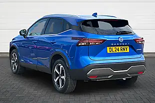 Used 2024 Nissan Qashqai N-Connecta Magnetic Blue - Interior and Exterior details 5