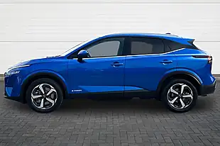 Used 2024 Nissan Qashqai N-Connecta Magnetic Blue - Interior and Exterior details 6