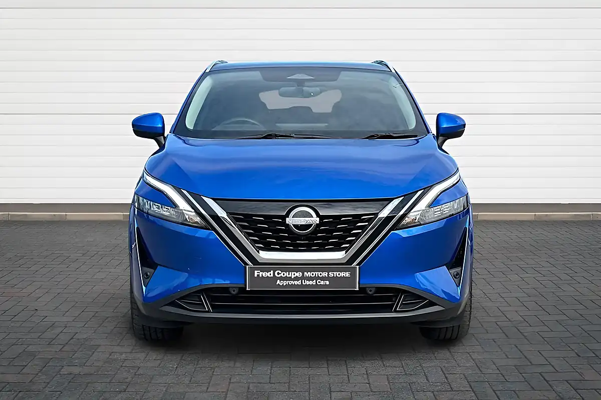 Used 2024 Nissan Qashqai N-Connecta Magnetic Blue - Interior and Exterior details 8