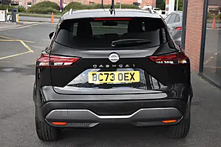 Used 2024 Nissan Qashqai N-Connecta Pearl Black - Interior and Exterior details 6