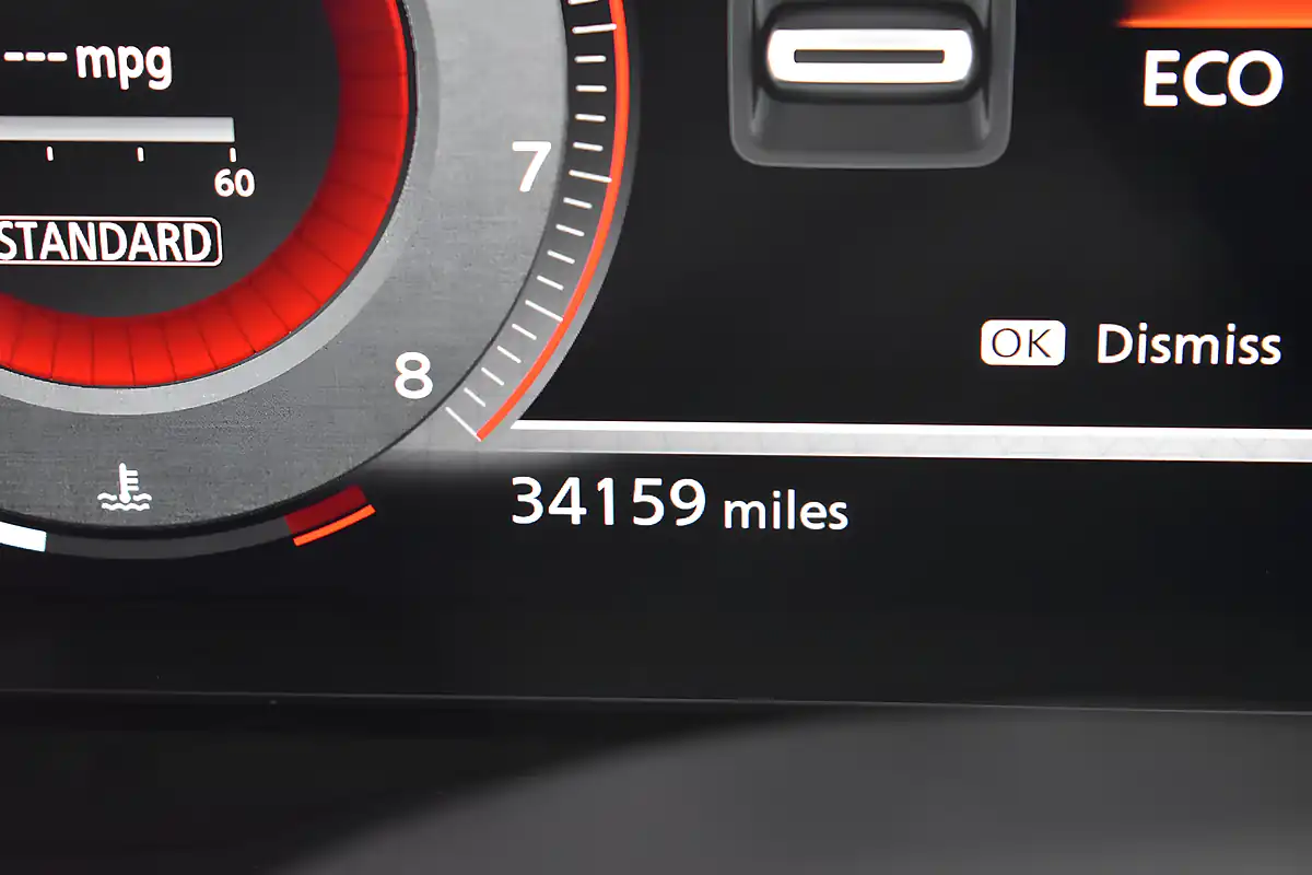 Used 2024 Nissan Qashqai N-Connecta Pearl Black - Interior and Exterior details 9