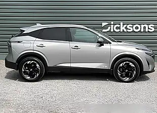 Used 2024 Nissan Qashqai N-Connecta Silver - Interior and Exterior details 8