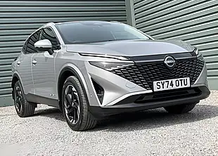 Used 2024 Nissan Qashqai N-Connecta Silver - Interior and Exterior details 9