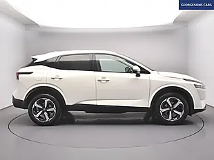 Used 2024 Nissan Qashqai N-Connecta White - Interior and Exterior details 6