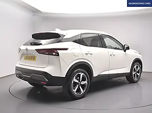 Used 2024 Nissan Qashqai N-Connecta White - Interior and Exterior details 7