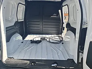 Used 2024 Nissan Townstar Acenta L1 White - Interior and Exterior details 9