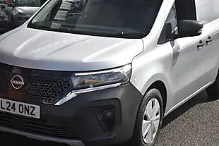 Used 2024 Nissan Townstar Acenta Stone Grey - Interior and Exterior details 11