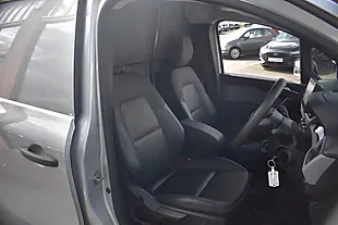 Used 2024 Nissan Townstar Acenta Stone Grey - Interior and Exterior details 7