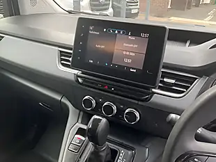 Used 2024 Nissan Townstar Acenta White - Interior and Exterior details 17