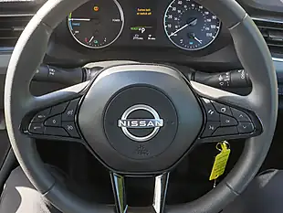 Used 2024 Nissan Townstar Acenta White - Interior and Exterior details 20