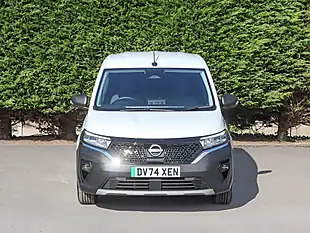 Used 2024 Nissan Townstar Acenta White - Interior and Exterior details 3